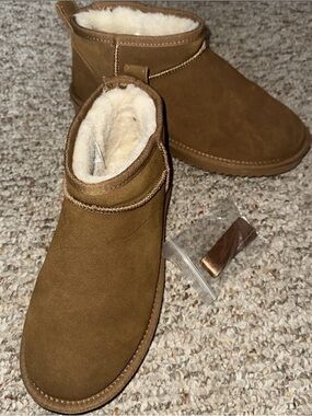 Dream Pairs Chestnut Brown Suede Shearling Ankle Boots